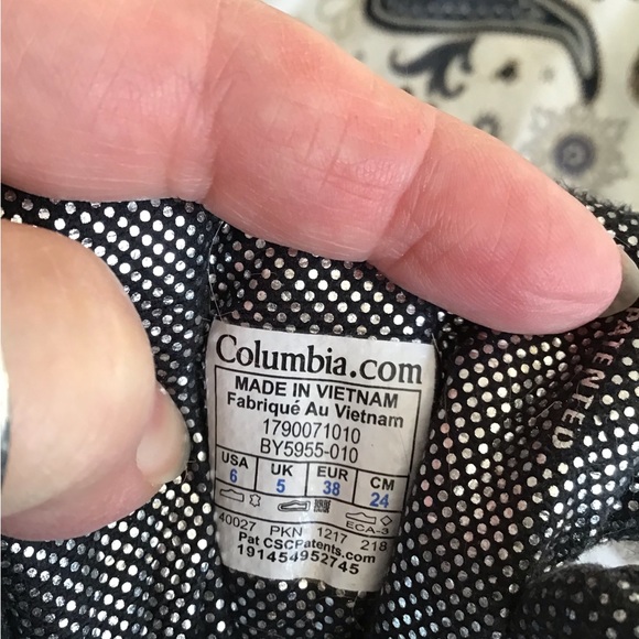 Womens/youth Columbia Winter Boots - Picture 5 of 6